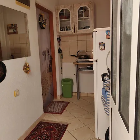 Selena1 Apartment Vir